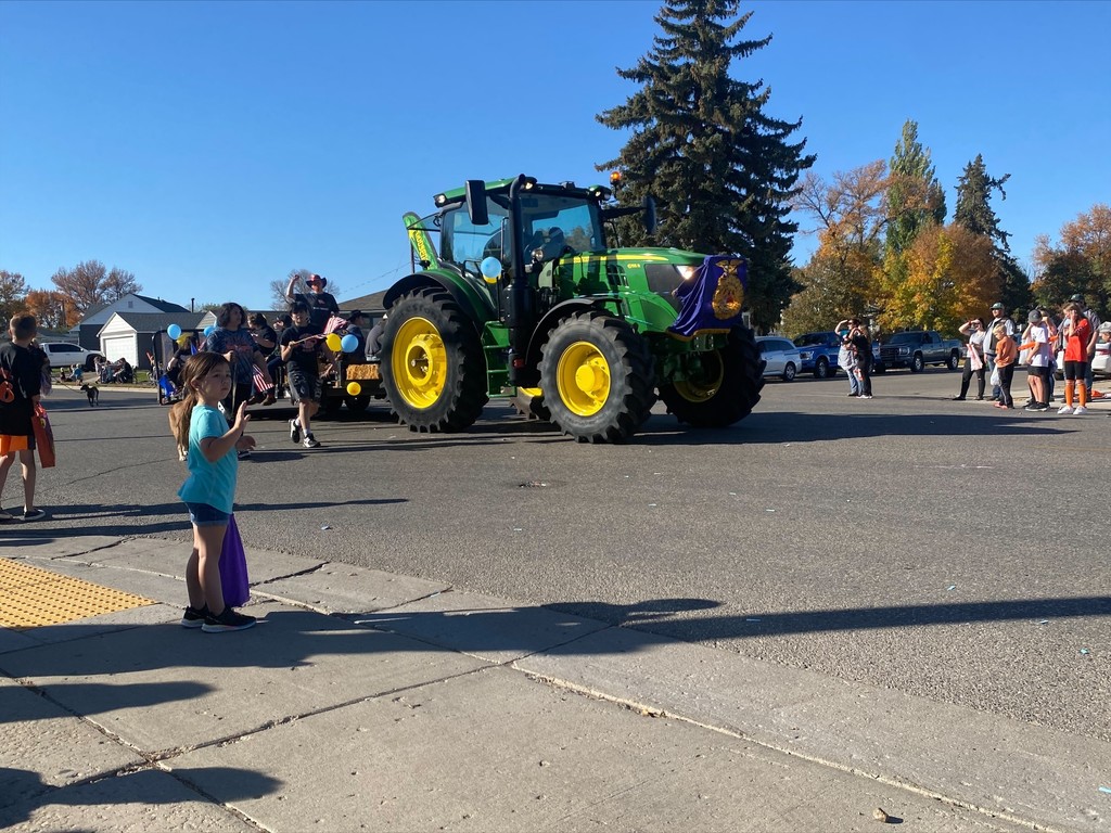 Parade 4